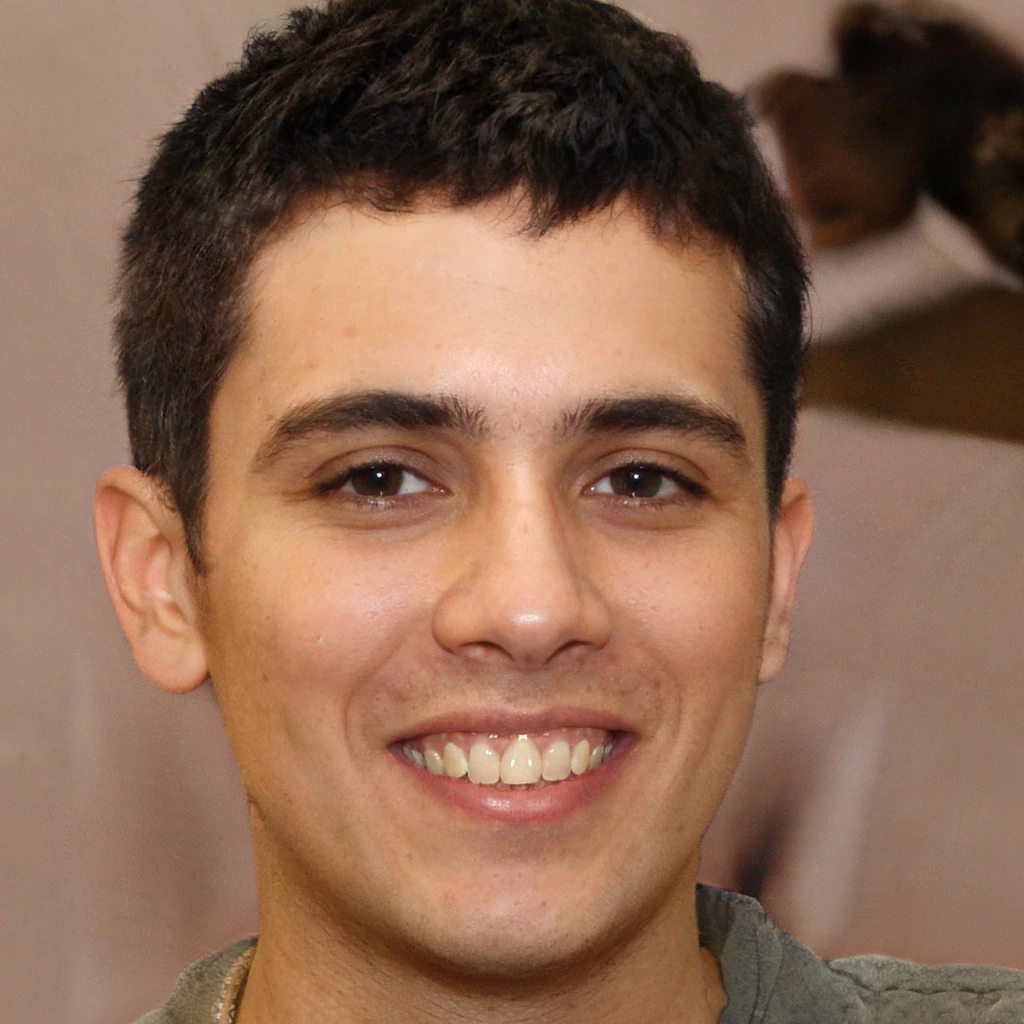 Photo of Alex Thompson